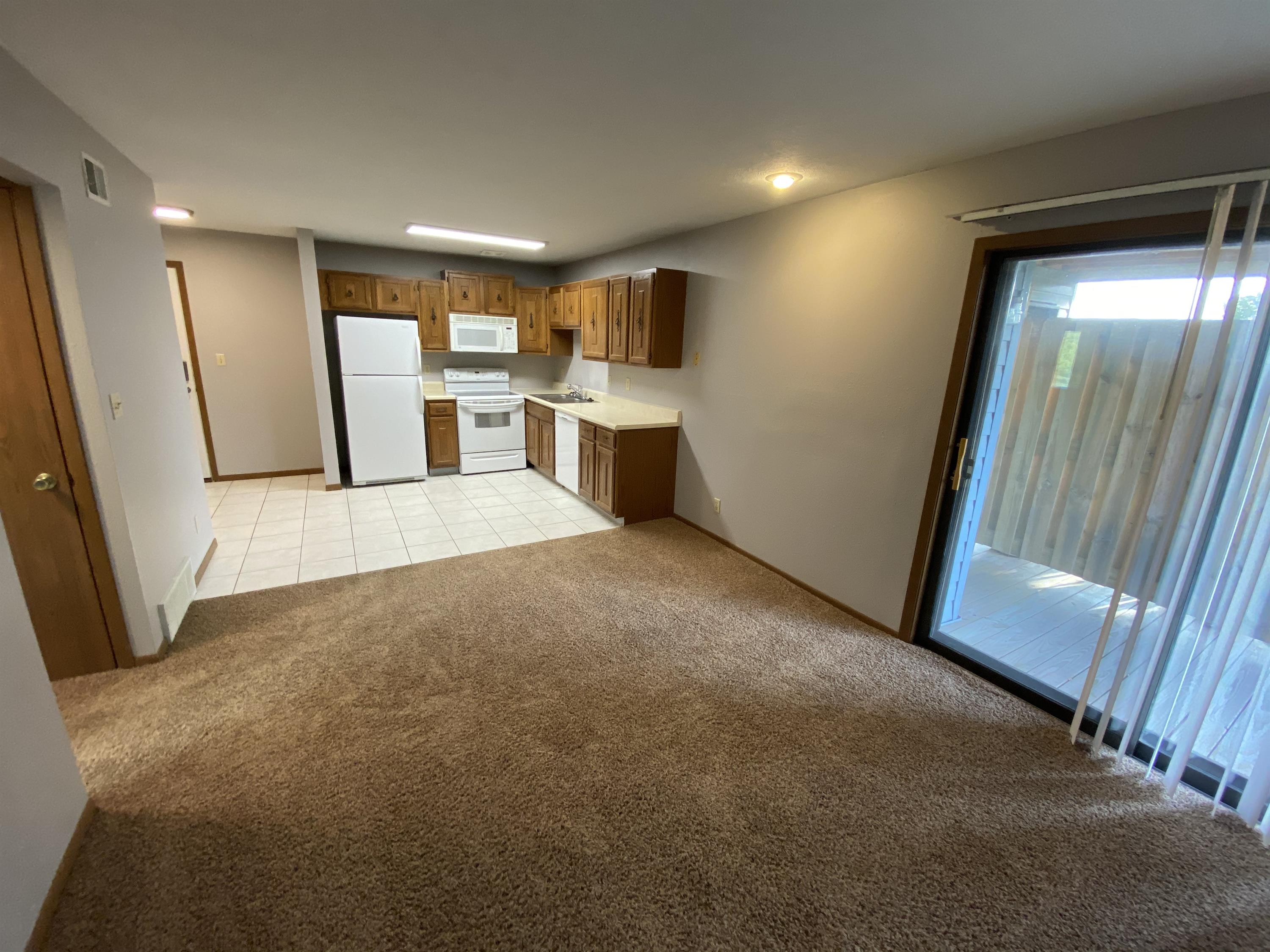 5820 S 52nd St - Apt 5